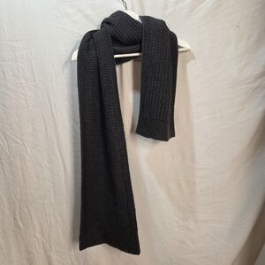 Wool Blend Grey Long Banana Republic Italian Yarn Knit Scarf